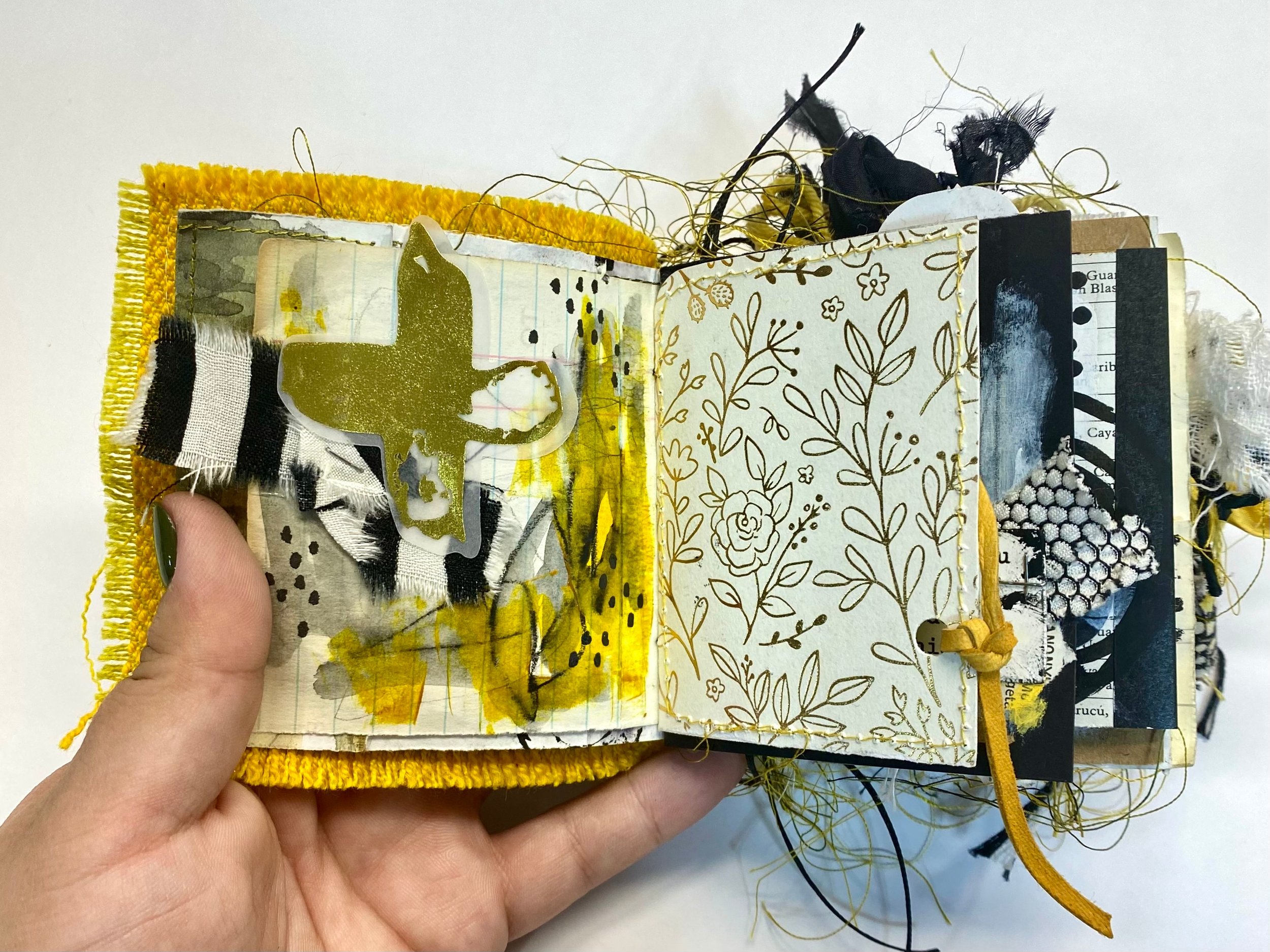 Paint It Out with Dina Wakley, Video Downloads, Dina Wakley, Mixed Media,  Shop By Topic, Art Journaling & Book Making