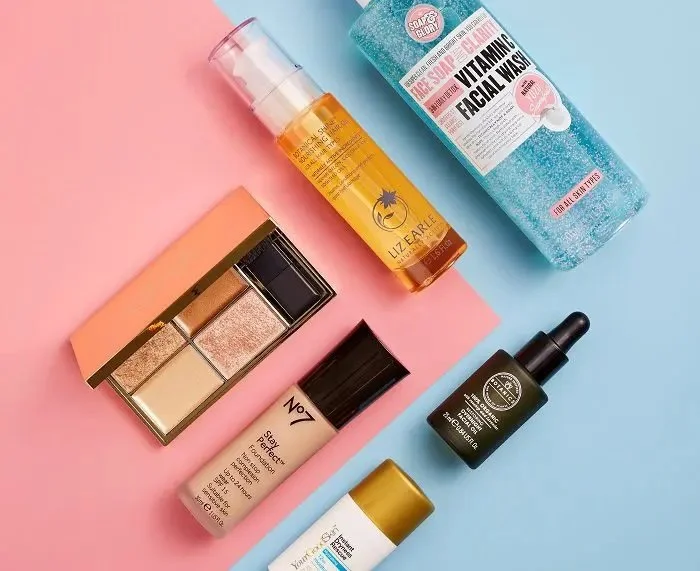 No7-Beauty-Company_All-Brands-small copy.jpg