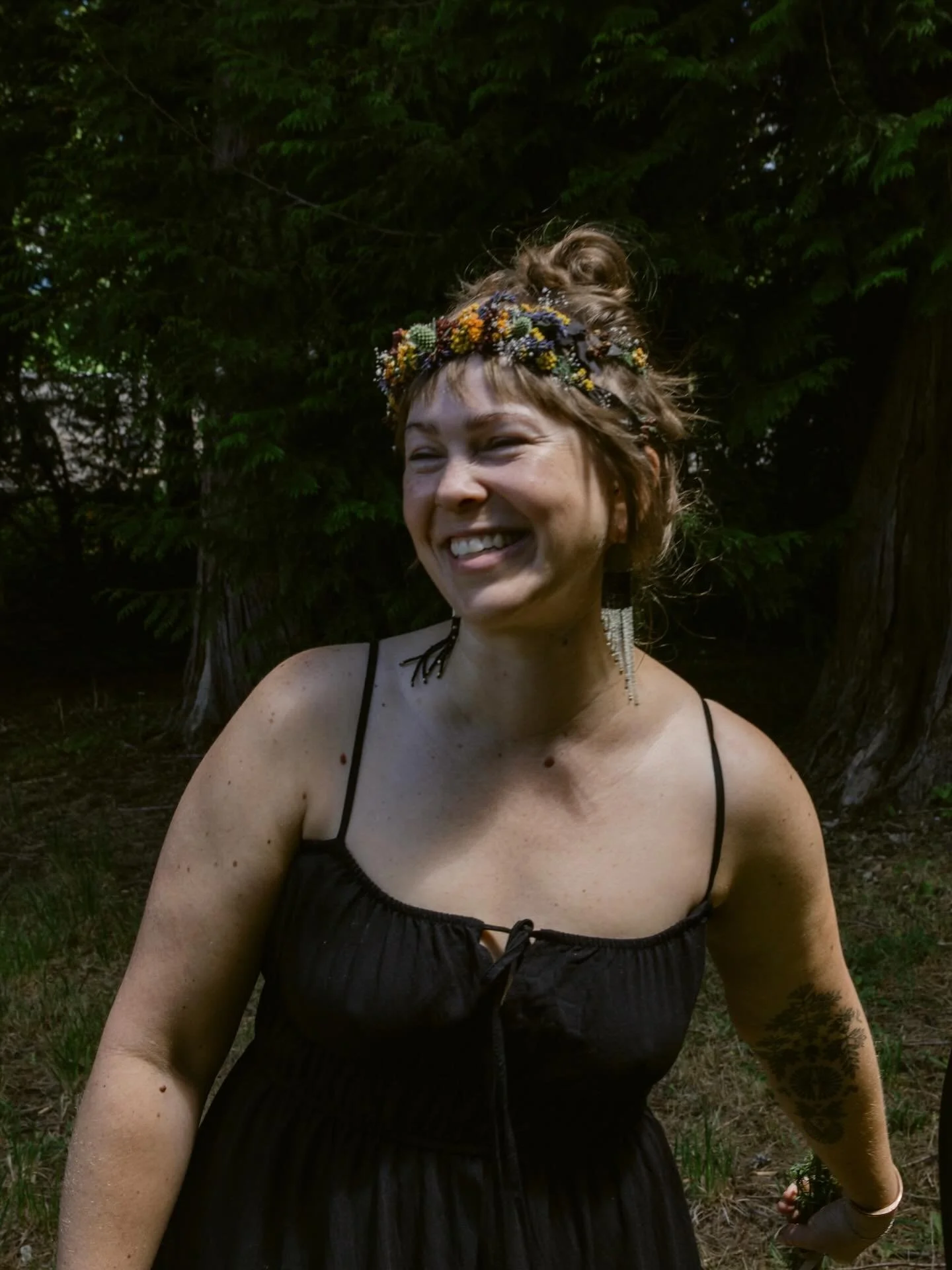 Hi, I&rsquo;m Melissa &mdash; founder of Gatherwise 🌿

If you&rsquo;re new here - welcome! If you&rsquo;ve been here a while - thank you! My founder story is a long one, but an important one that got me to where I am today, and to you here now&helli