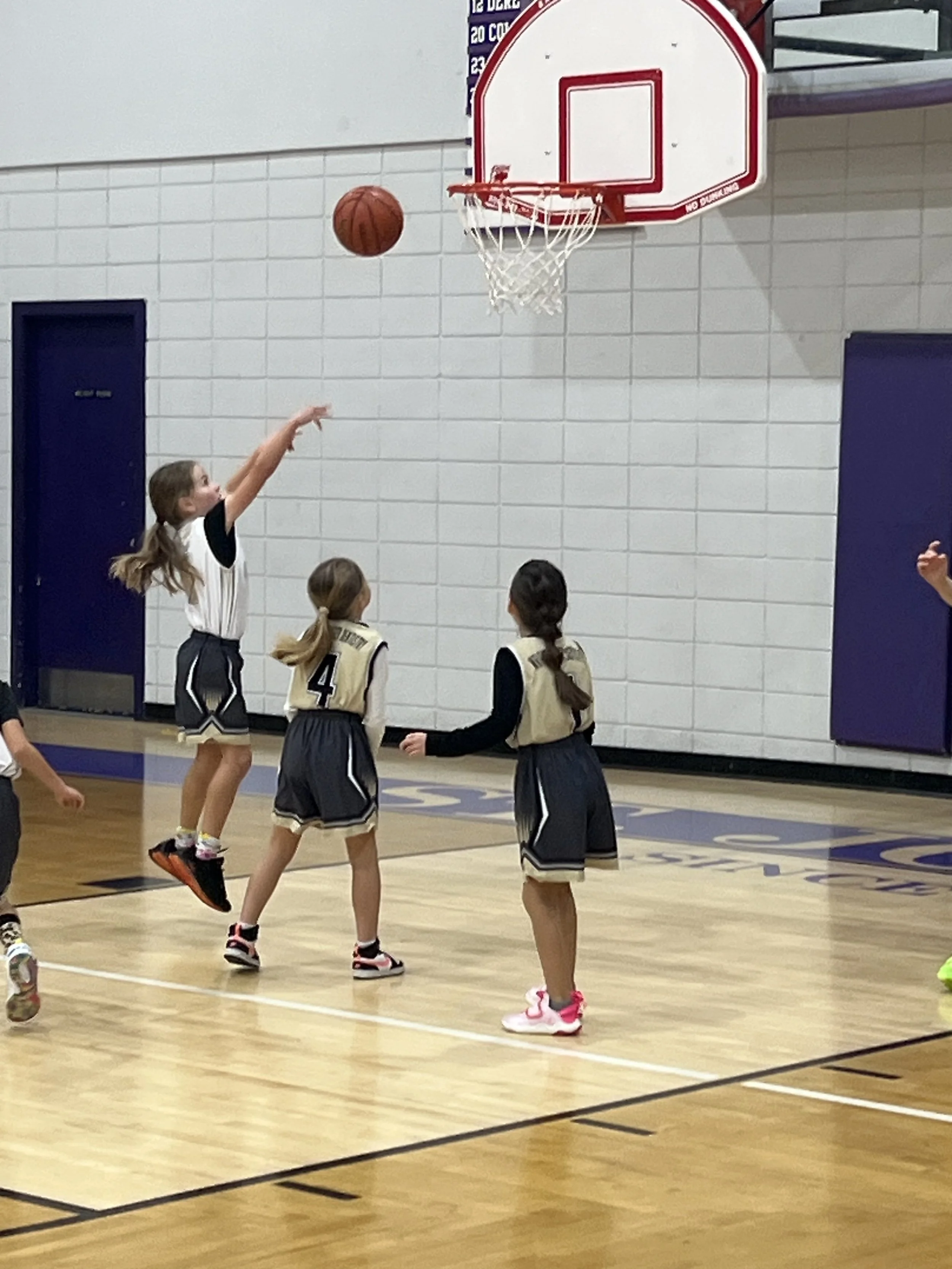 She shoots, she  scores