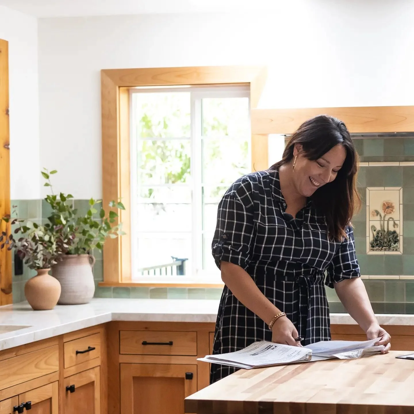 I'm feeling thankful this morning, that I get to do what I do for a living. Sometimes in the stress that can come I forget just how wonderful it is that I get to create and design amazing spaces for amazing people! As I head into a week full of sever