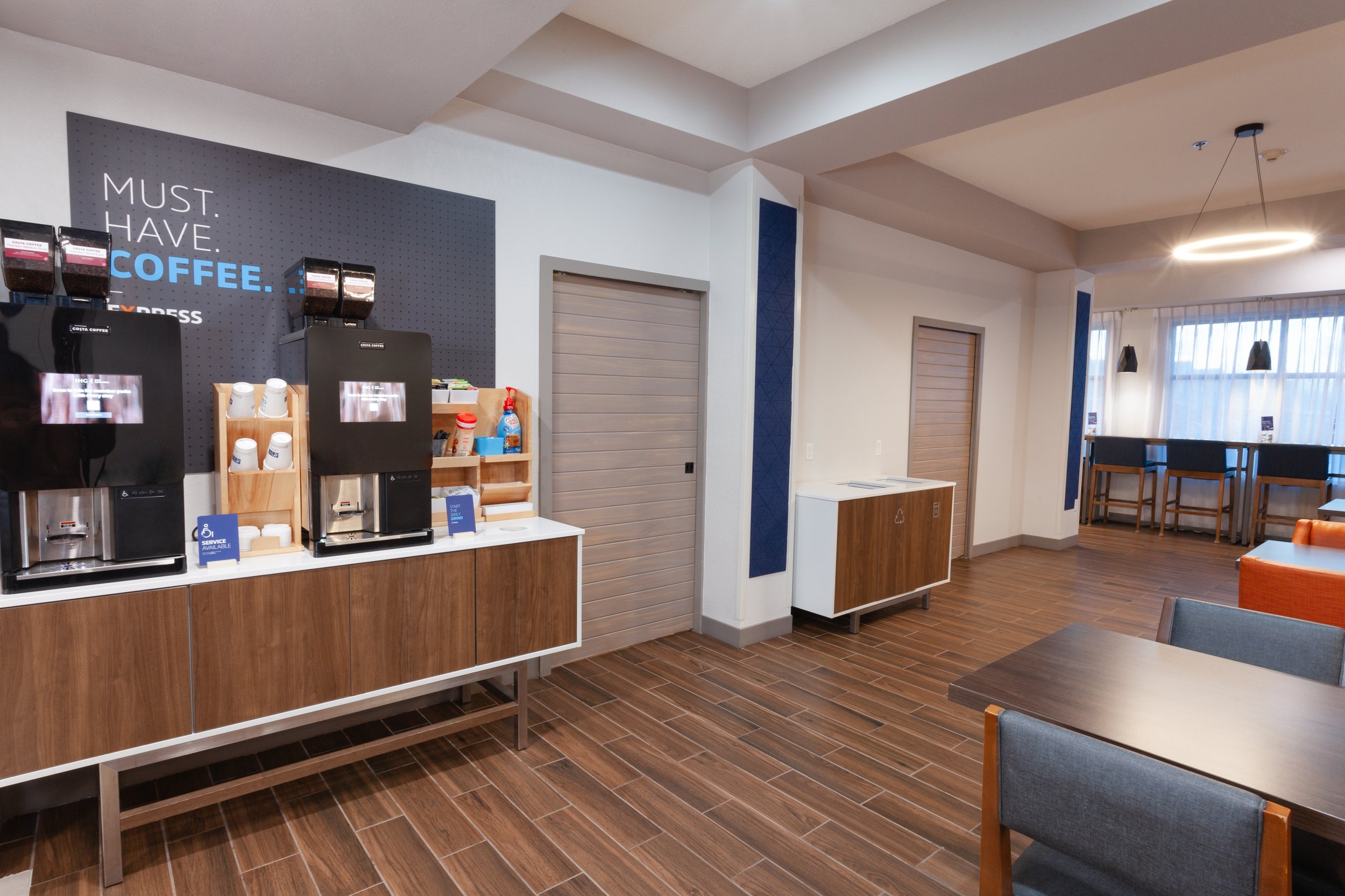 HolidayInnExpress-35.jpg