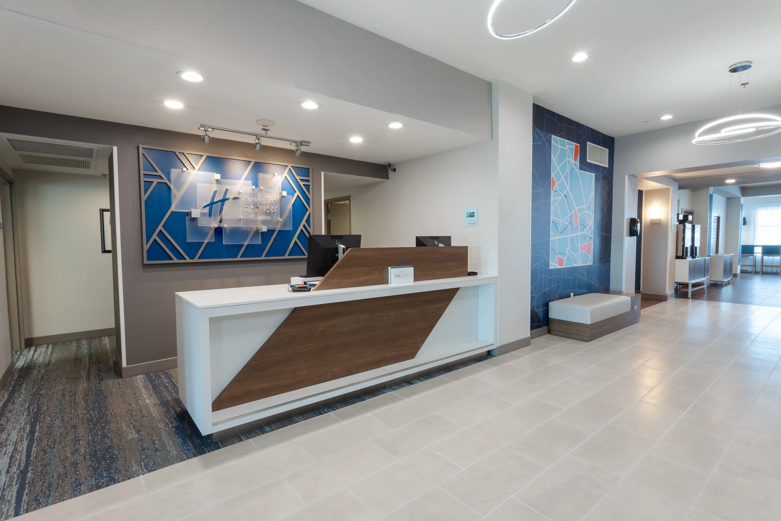 HolidayInnExpress-54.jpg