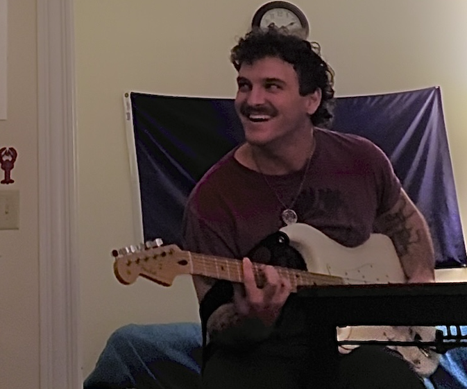 Live Music with Ezra Kruzich