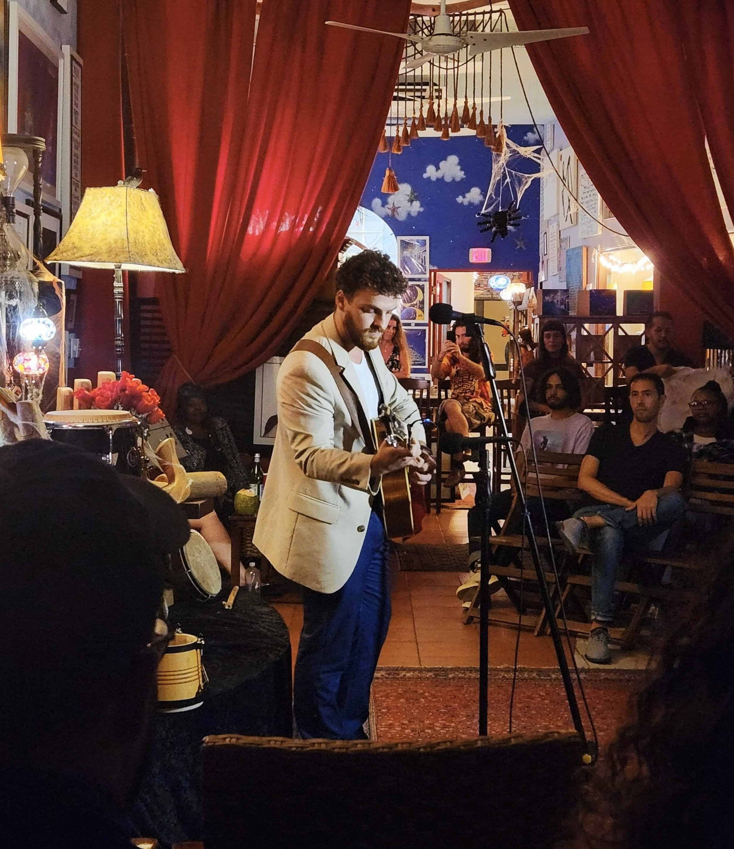 Live Music with Ezra Kruzich