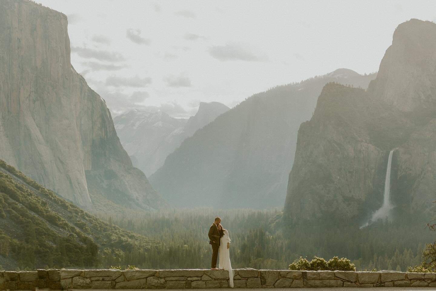 Bri and Stevee, under El Cap at dawn. A weekend spent outside of Yosemite- dusty toes turned to muddy, sunshine turned to showers. These moments early on their wedding day, breathing the air of the Sierra Nevadas and being still with one another will