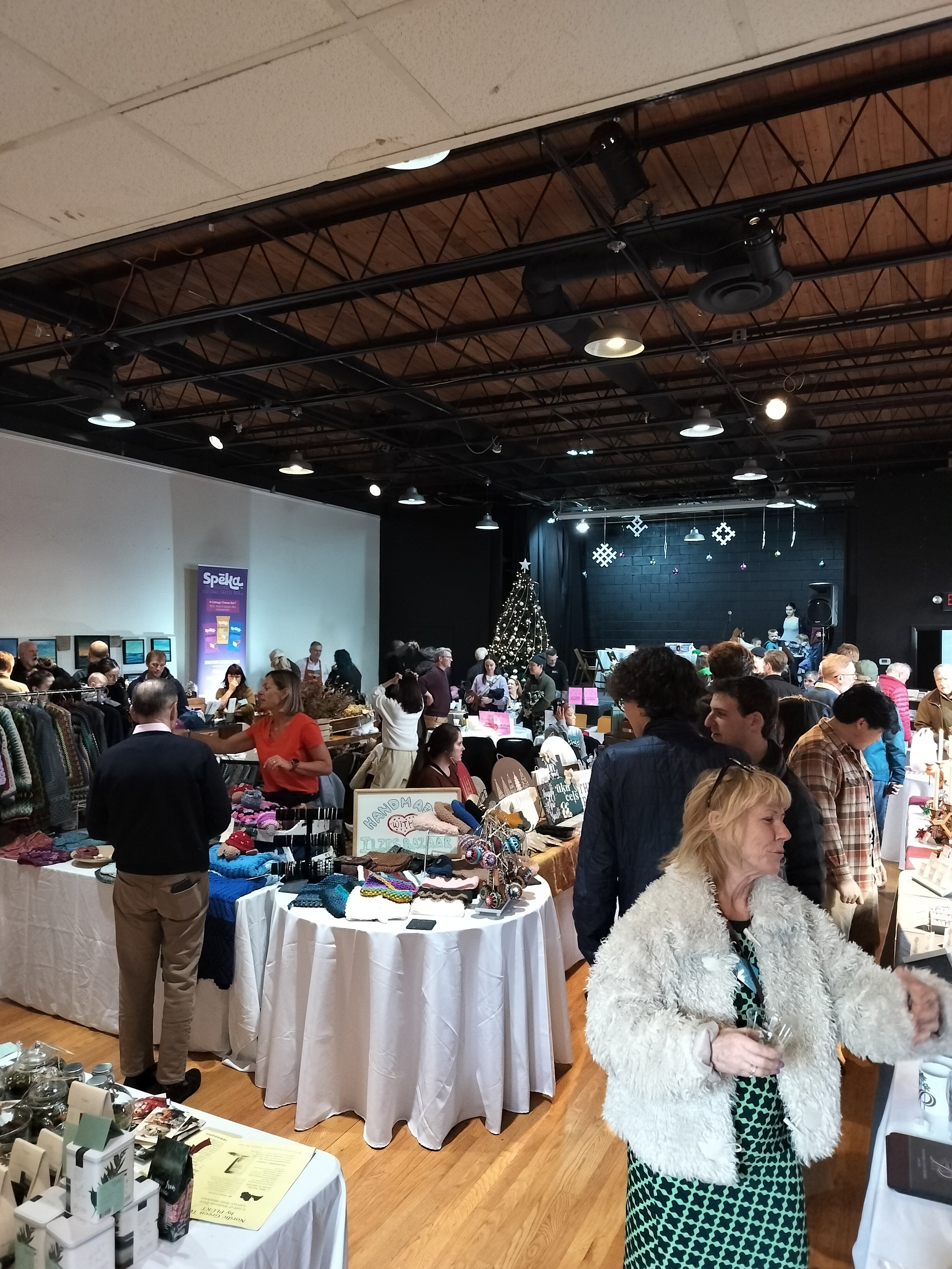 Winter Holiday Market - December 2025