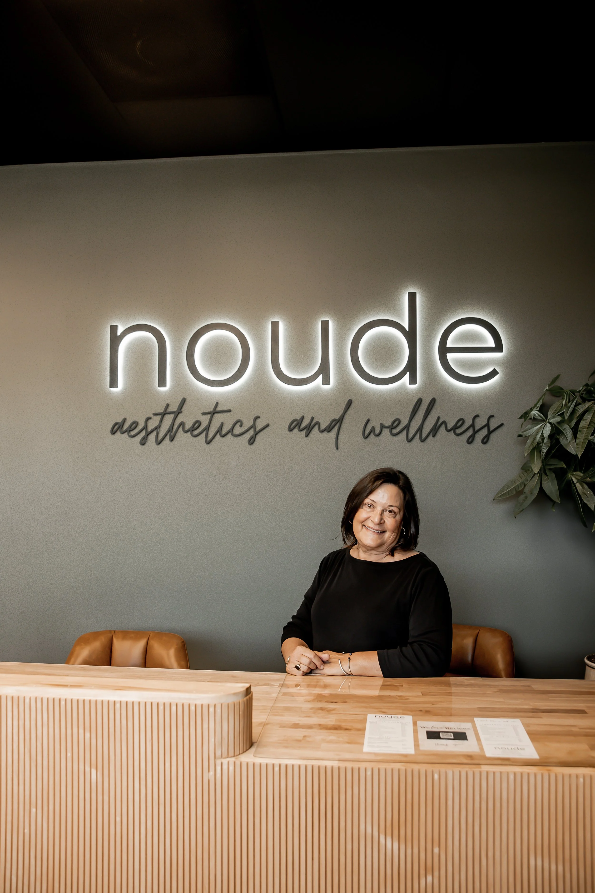 medical spa front desk for cosmetic injectables