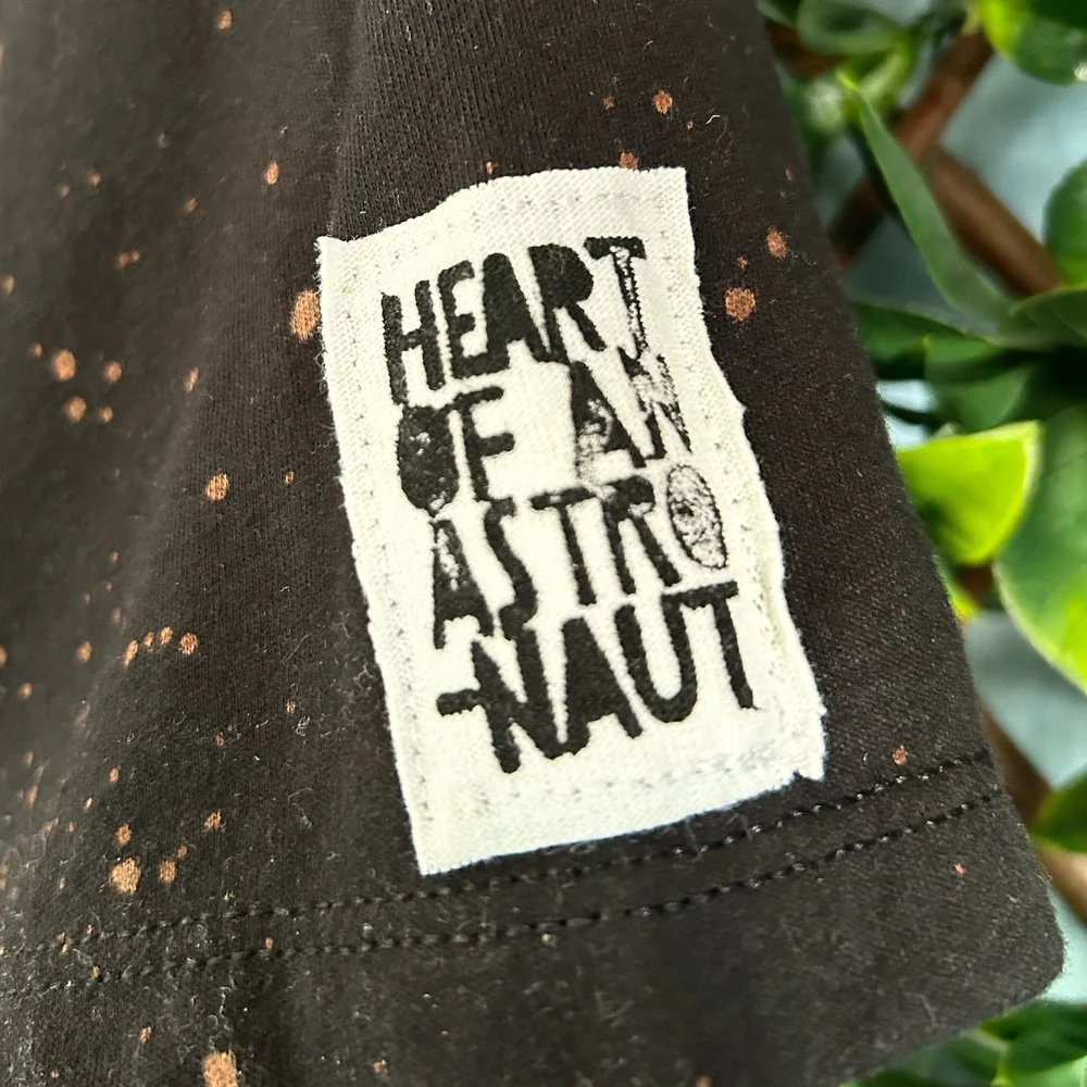 ASTRONAUT” CROP TOP (XL) — Heart of an Astronaut