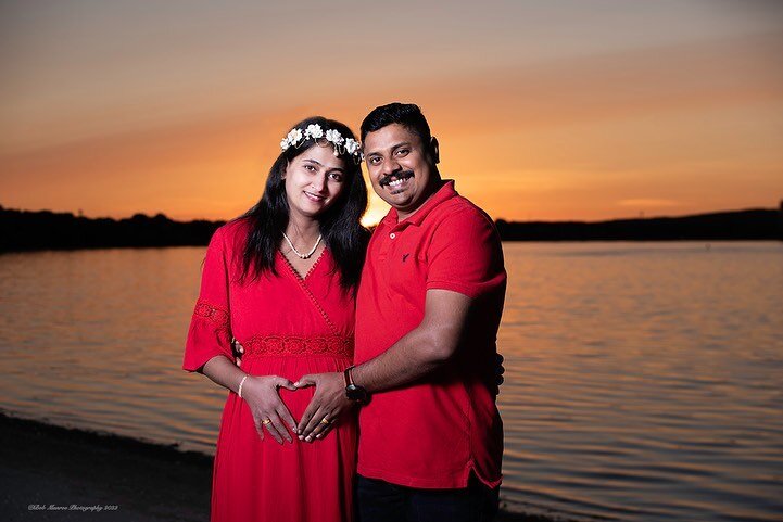 So nice to be asked to photograph Alby and her family this past Tuesday evening. Alby also wanted to have some maternity pics prior to her quickly approaching due date. This was shot at Minet&rsquo;s Point in Barrie. #familyphotography #maternityphot