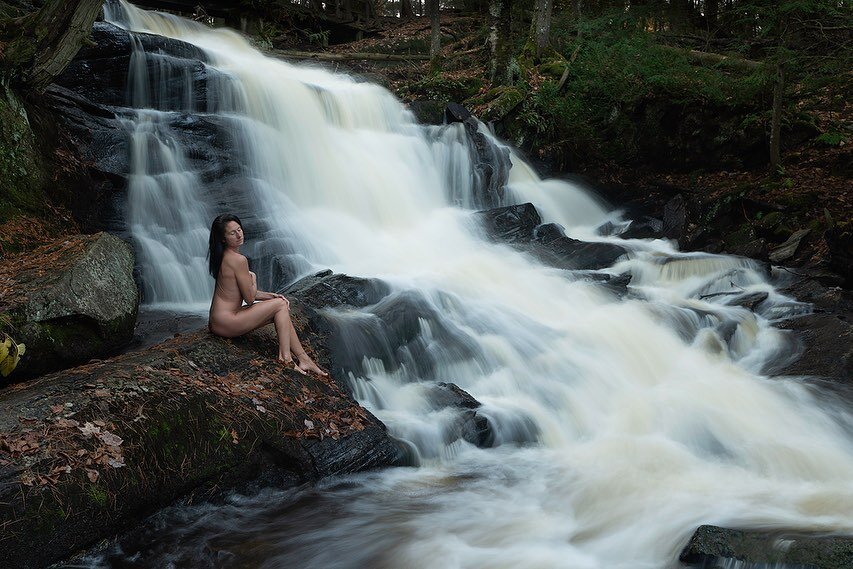 I consider myself a lucky person when I get to learn from my former Georgian College photography program director and a recipient of the Canadian Photographer of the Year 1999, Terry Hrynyk. Starting in September and finishing this last week of Octob