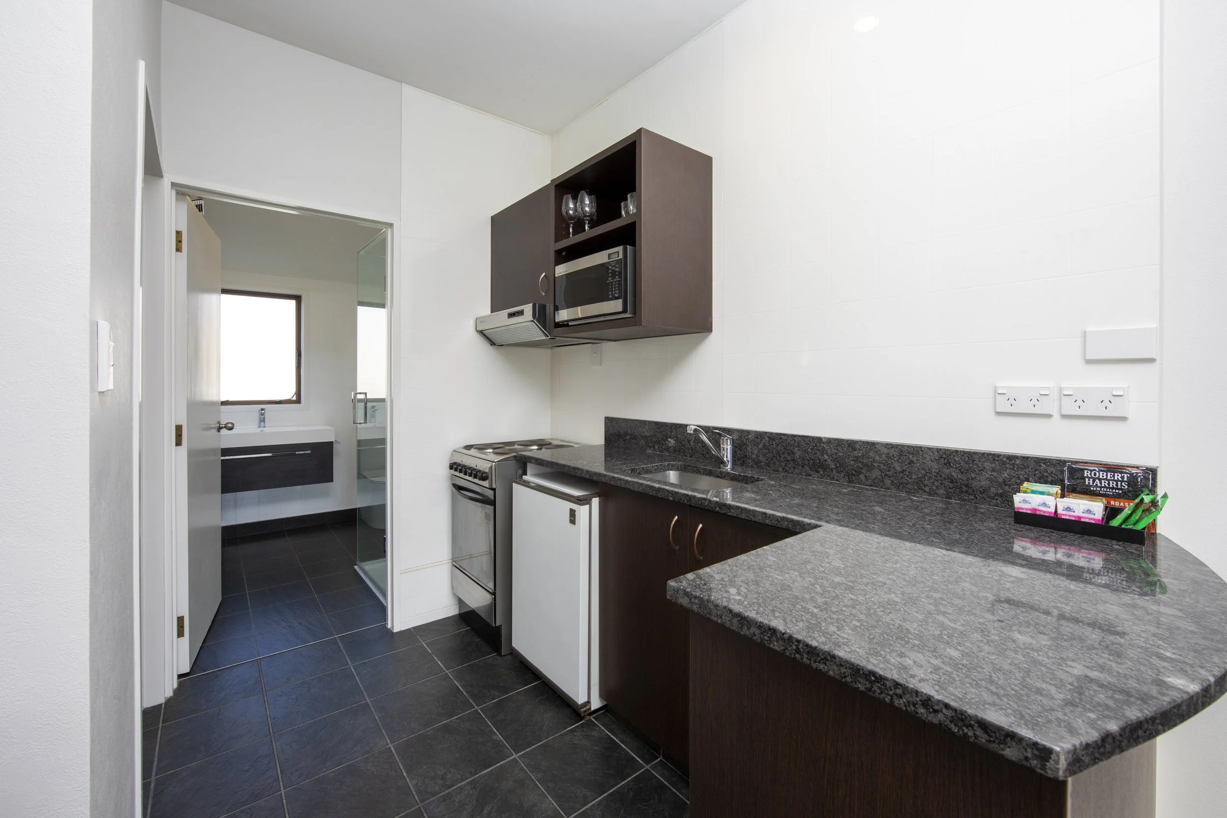 One Bedroom Suite - full kitchen