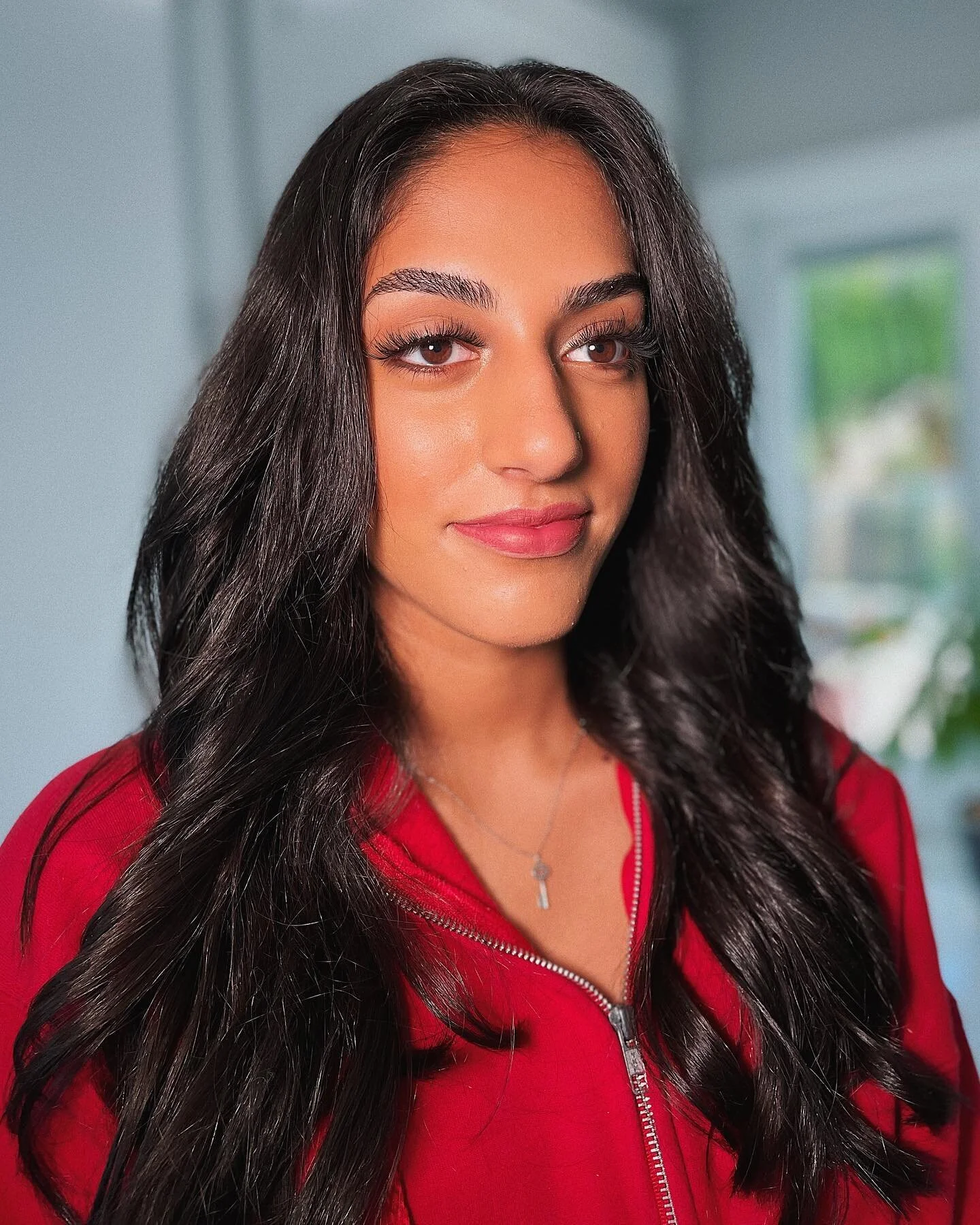 Glowing, flawless skin and fluffy lashes for her mother&rsquo;s 25th anniversary party!

Makeup by @joylynnejenningsmakeup 

In association with @thelolitacollective 
&bull;
&bull;
&bull;

#vancouvermakeupartist #vancouvermakeup #westvancouvermakeupa