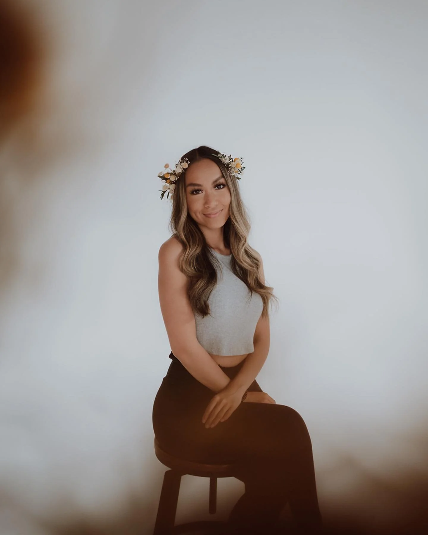 Flower Minis with Maple! 
📸: @maplejanephotoco 

This was such a fun day! I got to meet these lovely ladies; @alexandriarosemua , @katangeline , @meganpakulak , and @andreanasanson all for the first time! I can&rsquo;t wait to work with you all agai