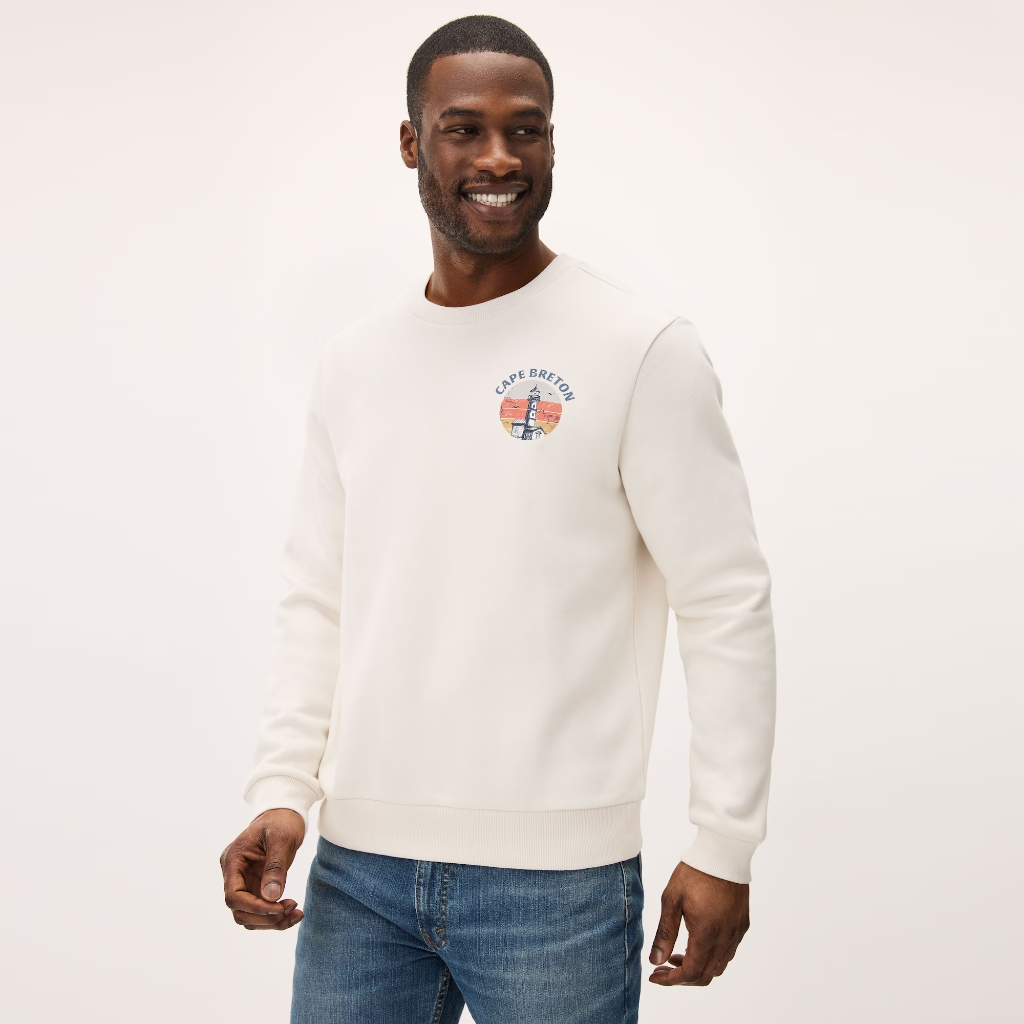 s6ur068064_cream_on_figure_forward-facing_v1_2000.png
