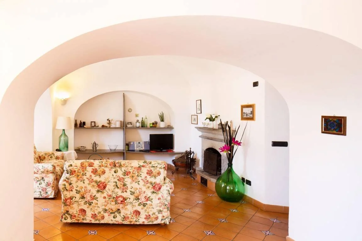 sorrento villa 16.jpg