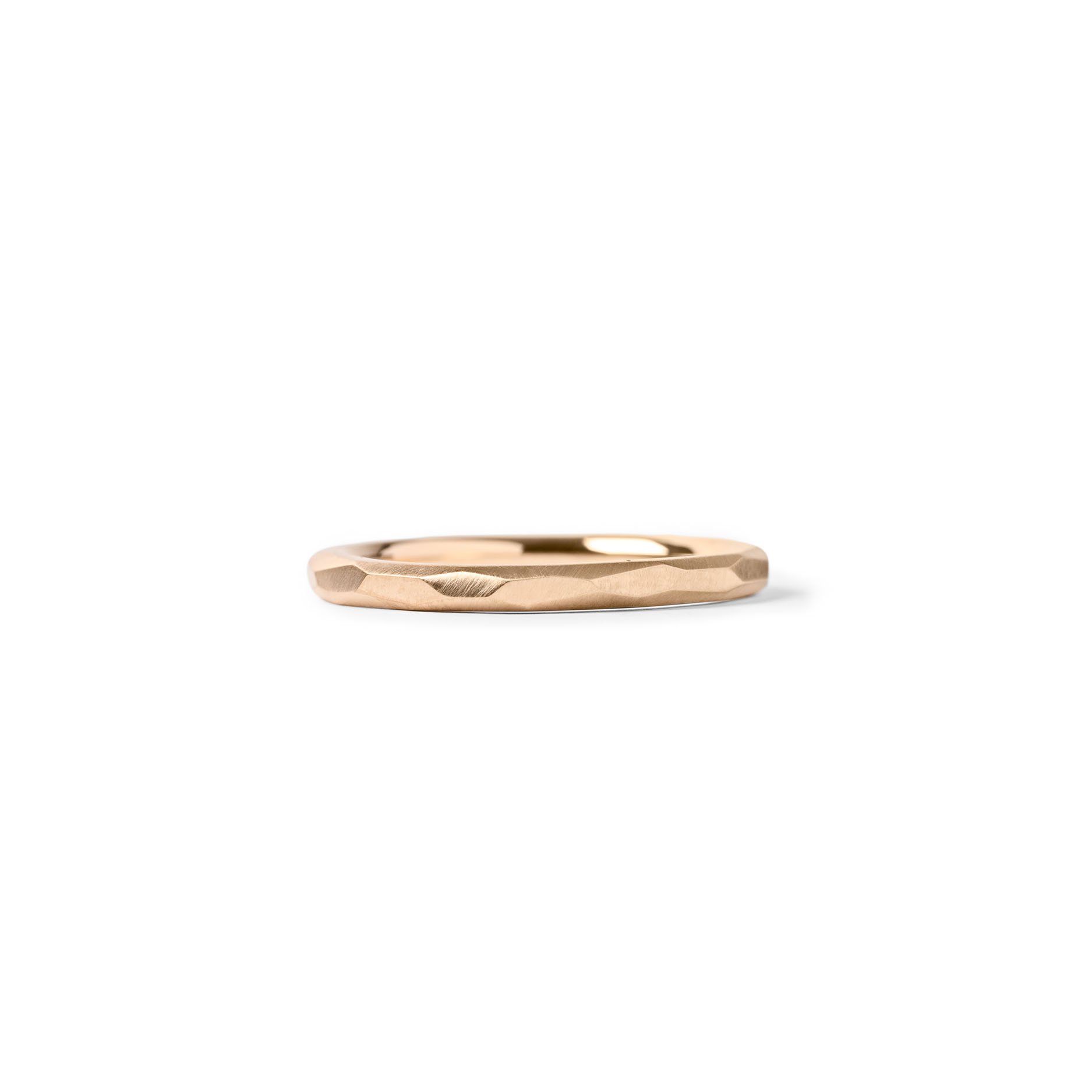 FACETED RING