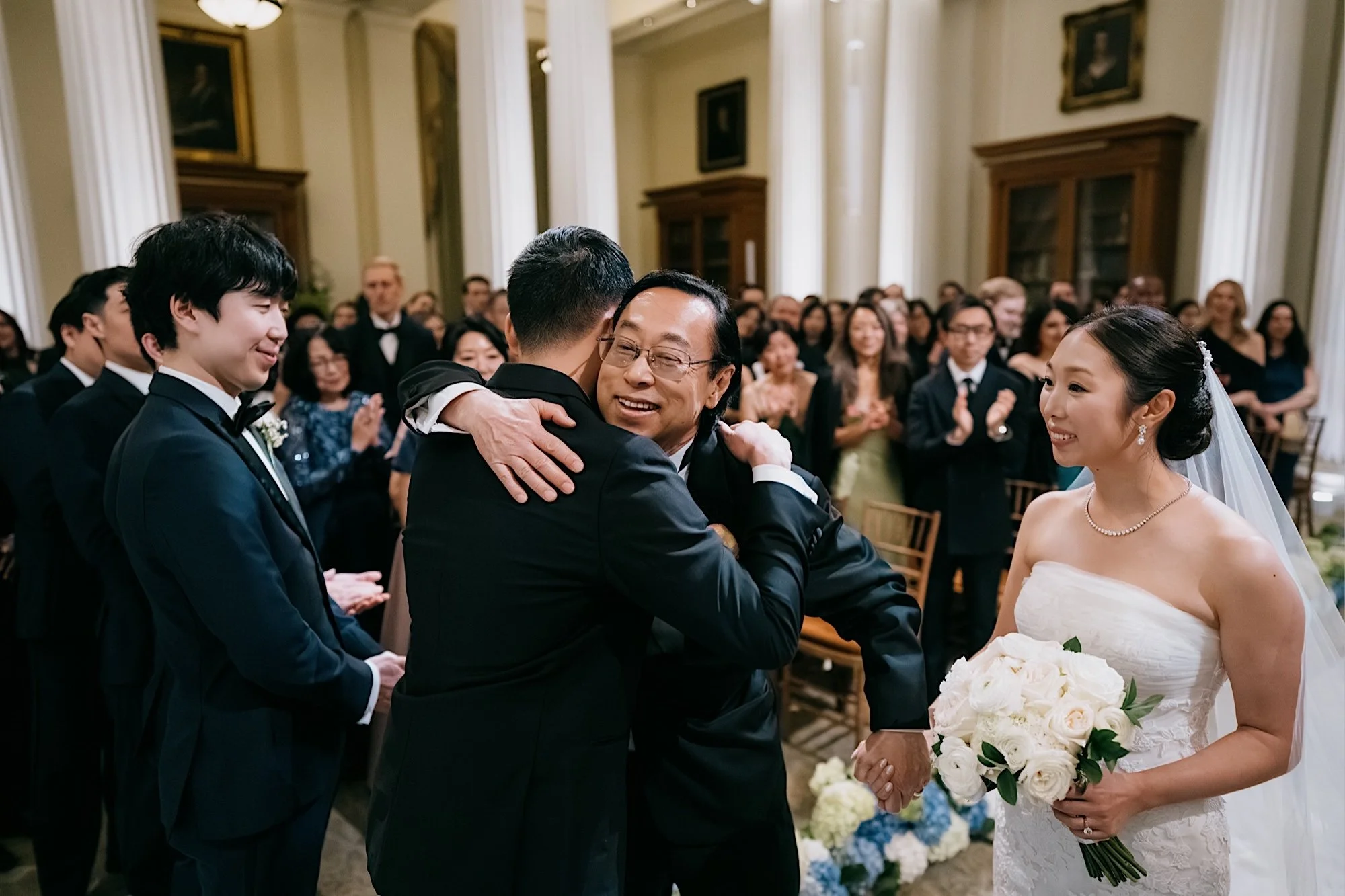 08_lizevanWED-0481_Spring wedding at the New York Historical Society on the Upper West Side of New York City, Manhattan..jpg