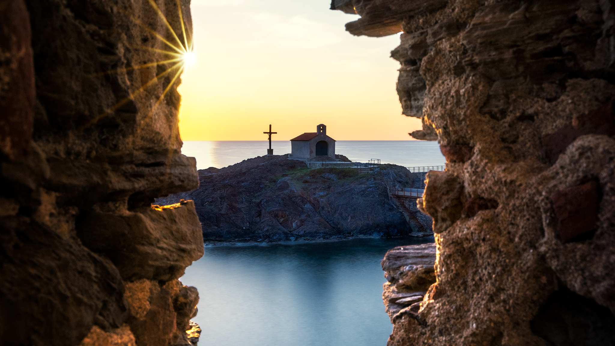 2021_05-03-Fenetre-sur-Collioure-.png