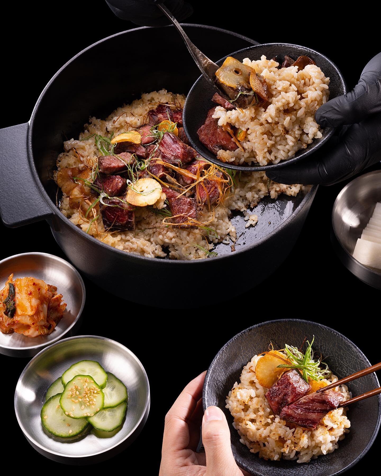 You can never go wrong with Fried Rice but here at JJJ we do it differently. JJJ&rsquo;s 𝐁𝐞𝐞𝐟 𝐑𝐢𝐜𝐞 includes tender strips of sirloin, fried rice made with beef broth, Japanese fried garlic, and the most instagrammable yet unique part - A nice