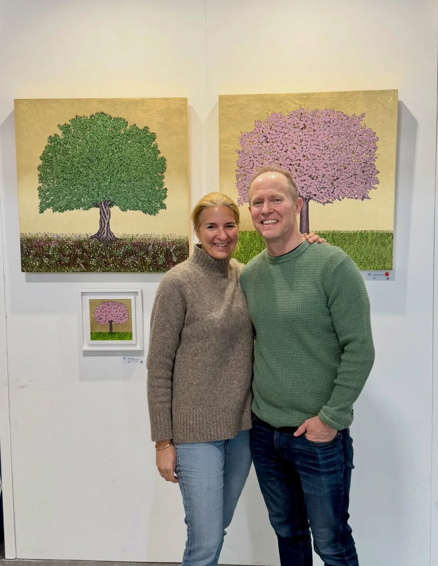 I love when new collectors share photos of my work hanging in their homes😍. Sean and his wife treated themselves to this pair to celebrate their wedding anniversary @artsurrey  #soldartworks #sandown #esher #treesongoldleaf #botanicalart