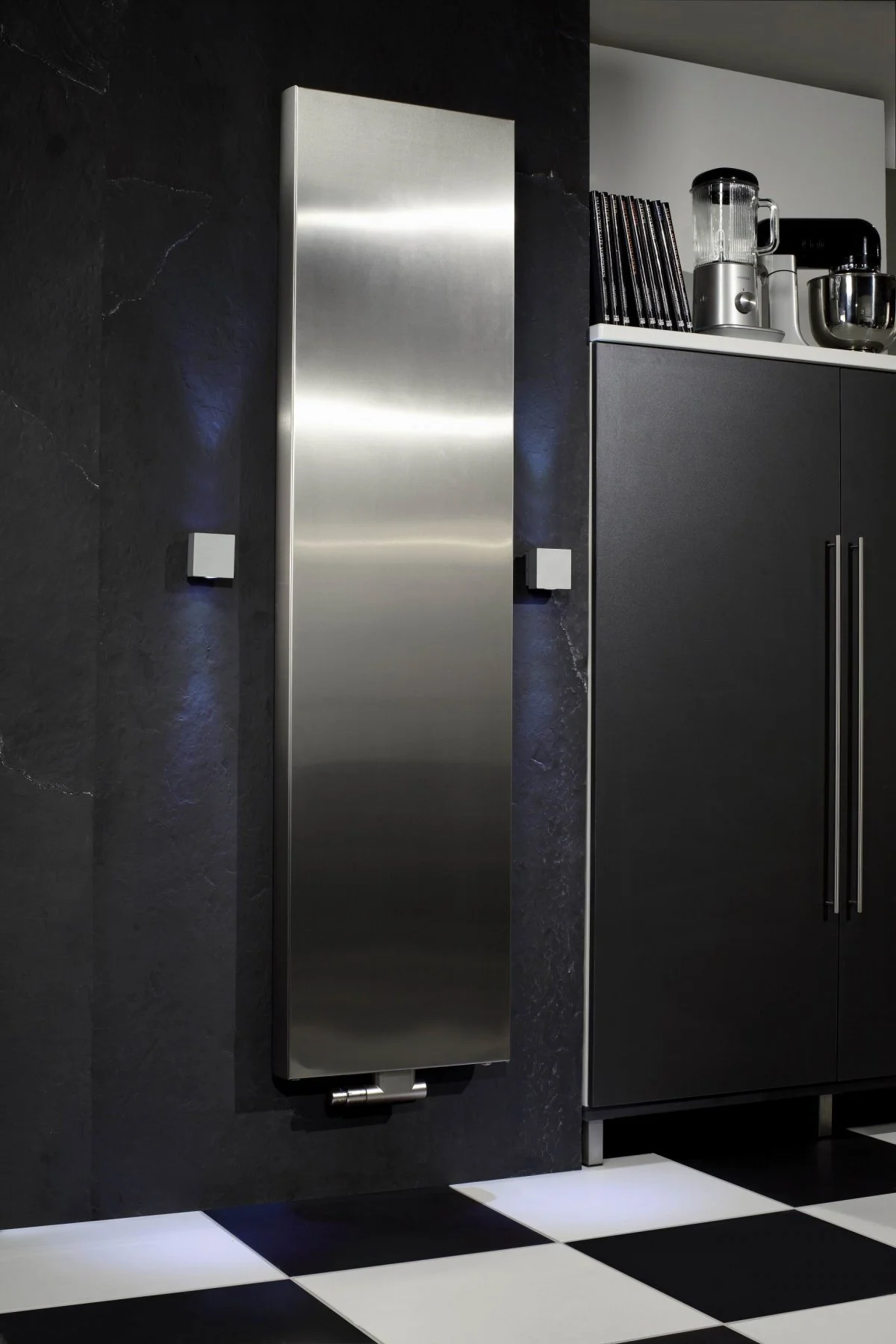 Kos διακοσμητικό καλοριφέρ, κάθετης τοποθέτησης, χρώματος χρώμιο, ιδανικό για κουζίνα