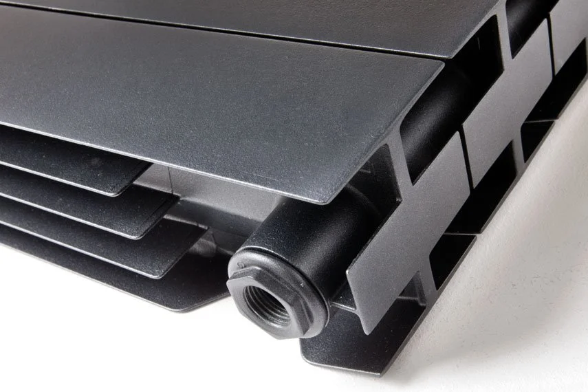 Kalis διακοσμητικό καλοριφέρ, κάθετης τοποθέτησης, χρώματος ανθρακί.