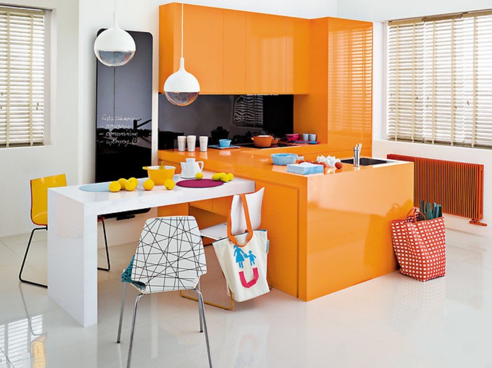 Indivi New διακοσμητικό καλοριφέρ, κάθετης τοποθέτησης, χρώματος μαύρο, με μαύρο καθρέφτη, ιδανικό για κουζίνα-τραπεζαρία