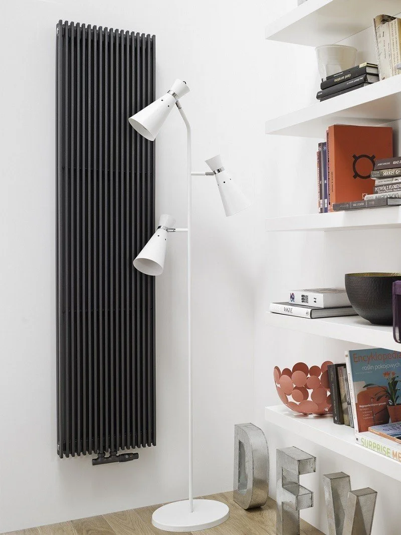 Afro New διακοσμητικό καλοριφέρ, κάθετης τοποθέτησης, χρώματος μαύρου σαγρέ..