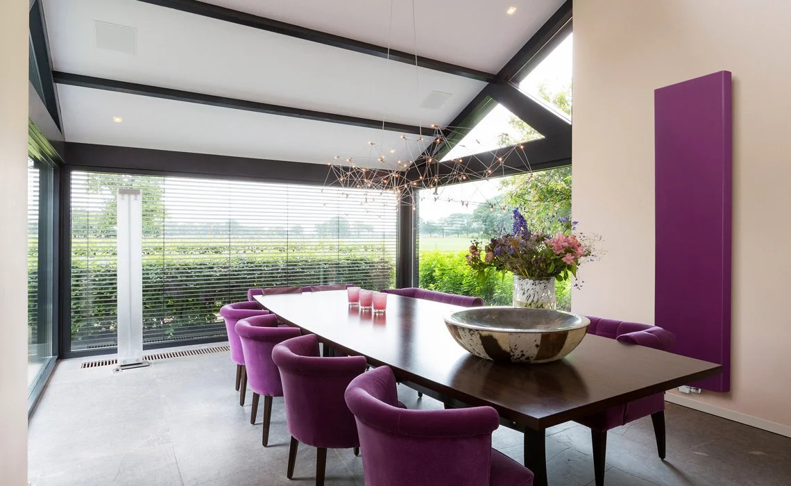 Paros διακοσμητικό καλοριφέρ, κάθετης τοποθέτησης, χρώματος μοβ, ιδανικό για τραπεζαρία