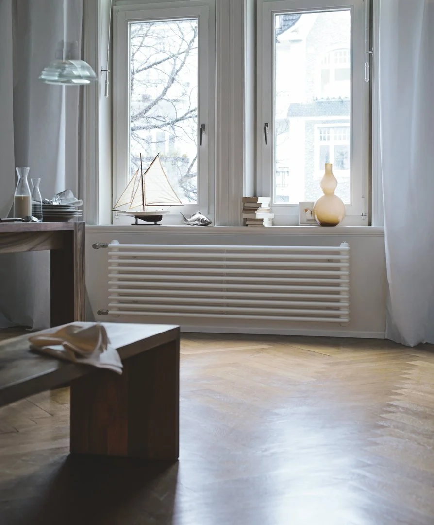 charleston-turned-diakosmitiko-kalorifer-orizontio-leuko-saloni.jpg
