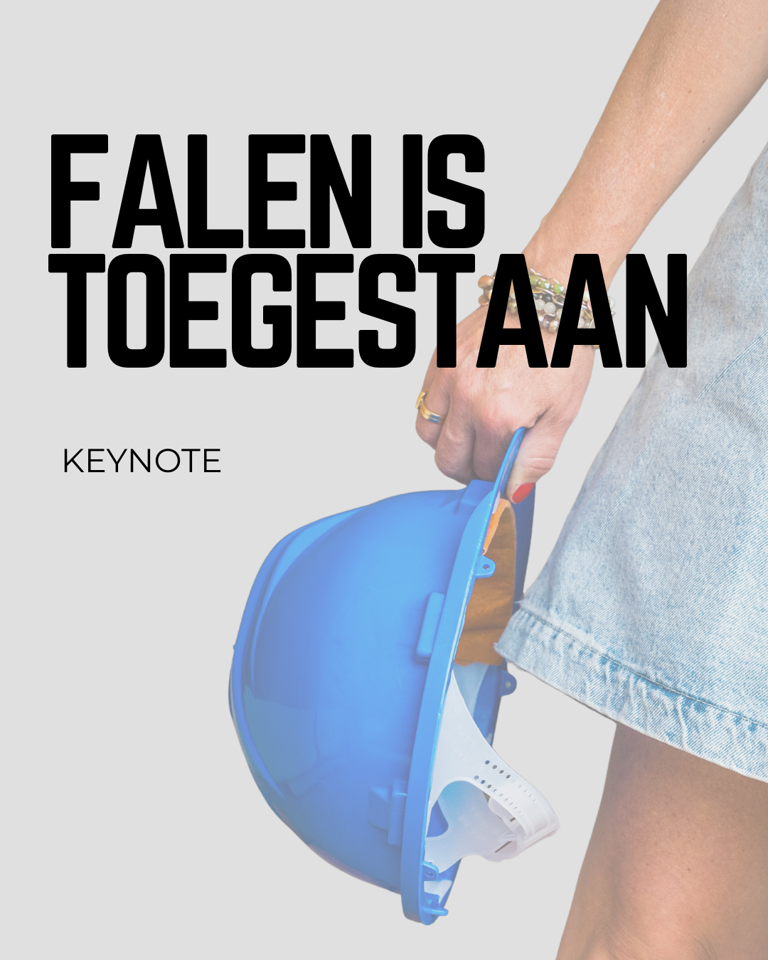 Persoon houdt een blauwe zwemcap met een zwembril vast, op de achtergrond tekst 'Falens is toegestaaan' en ondertitel 'Keynote'.