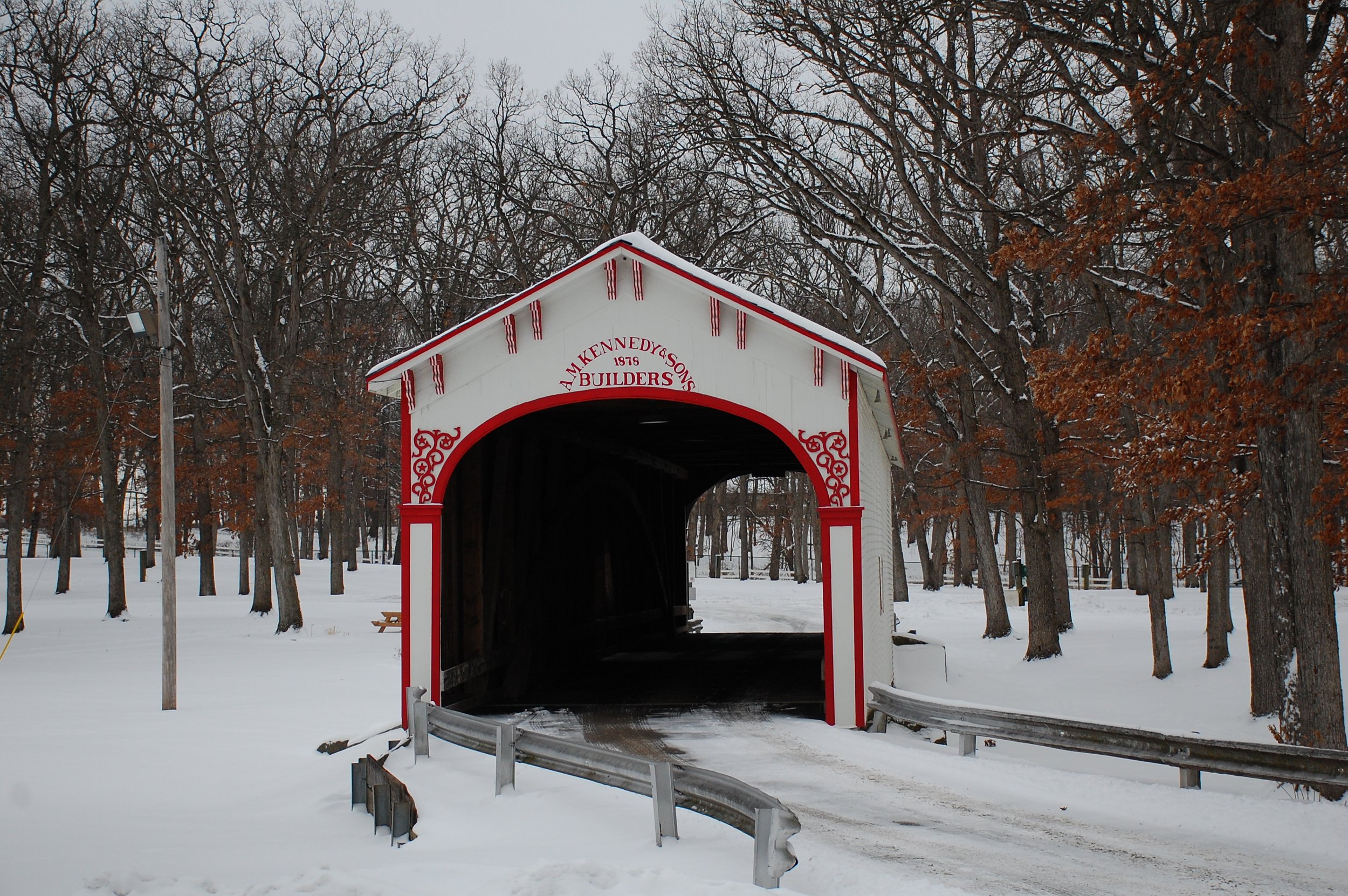 Covered_bridge_pre.jpg