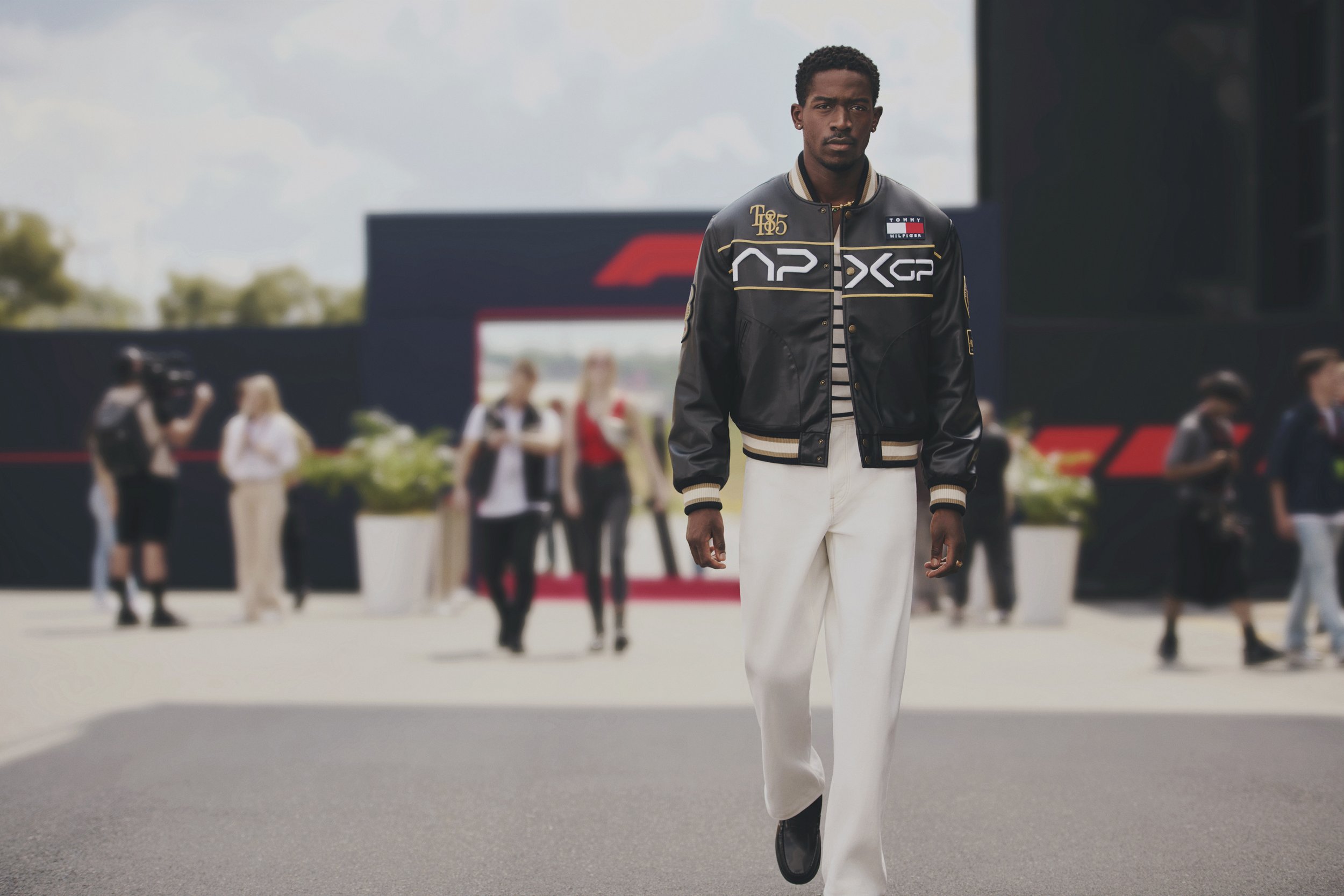 THxF1_THE MOVIE_LOOK1_PADDOCK WALK_MICAIAH.jpg