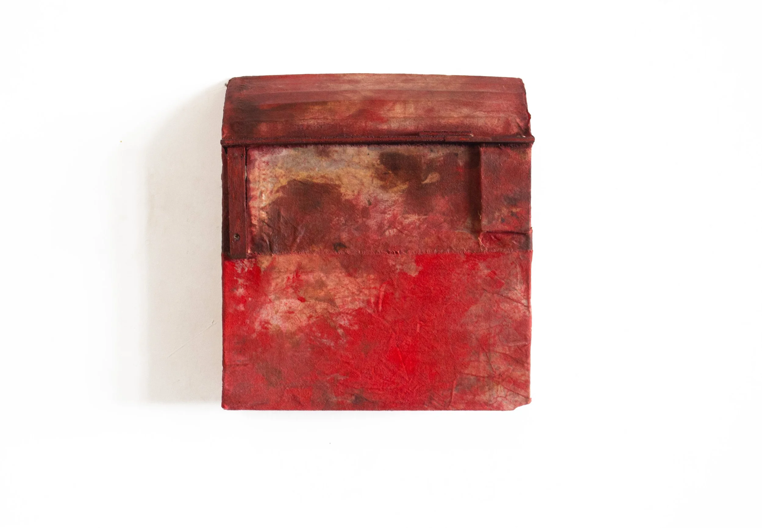 Boite aux lettre (rouge) -wood, acrylic, textile, wax, 2025    