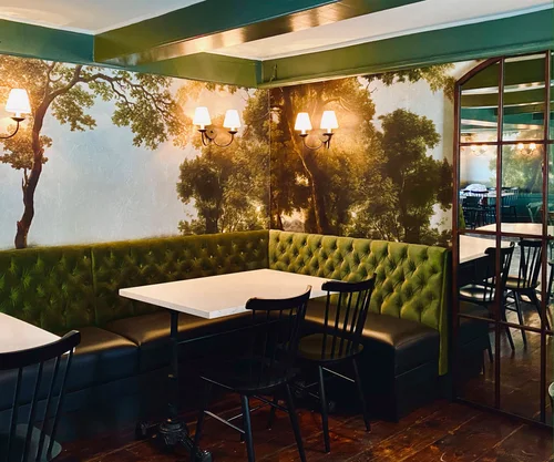 The Bird & Bottle Inn