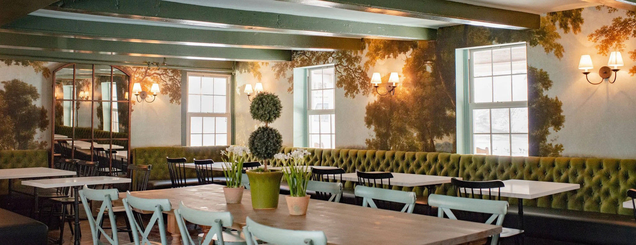 Dine — The Bird & Bottle Inn