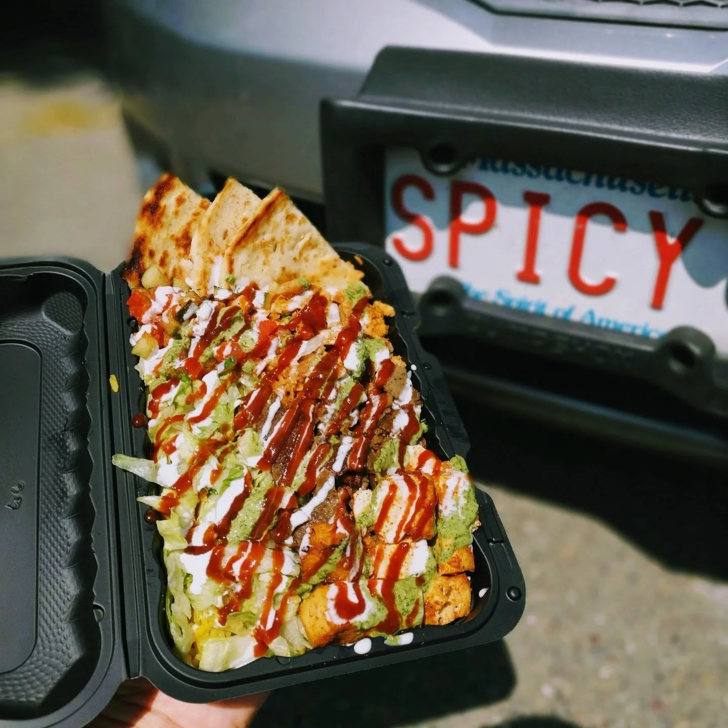 It&rsquo;s Friday - let&rsquo;s turn up the heat.🔥

@cnrguys are rolling into @mightysqrl today, 1/23, starting at 12pm, serving up their fan-favorite chicken, gyro, and tofu bowls - stacked high and drizzled with all the signature sauces.

Grab a b