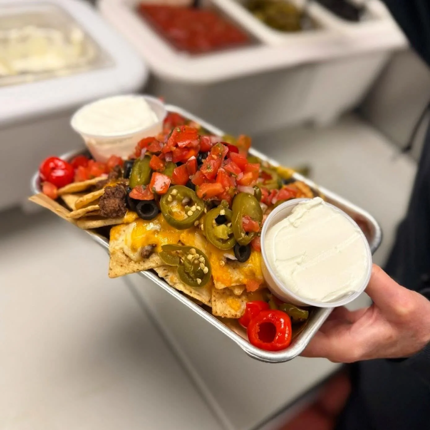 Half the size, all the flavor 😍

@citystreetsrest half-size nachos are stacked with melty cheese, jalape&ntilde;os, olives, fresh pico &amp; creamy sides - perfect for sharing&hellip;or not. 😉

📷 City Streets Restaurant