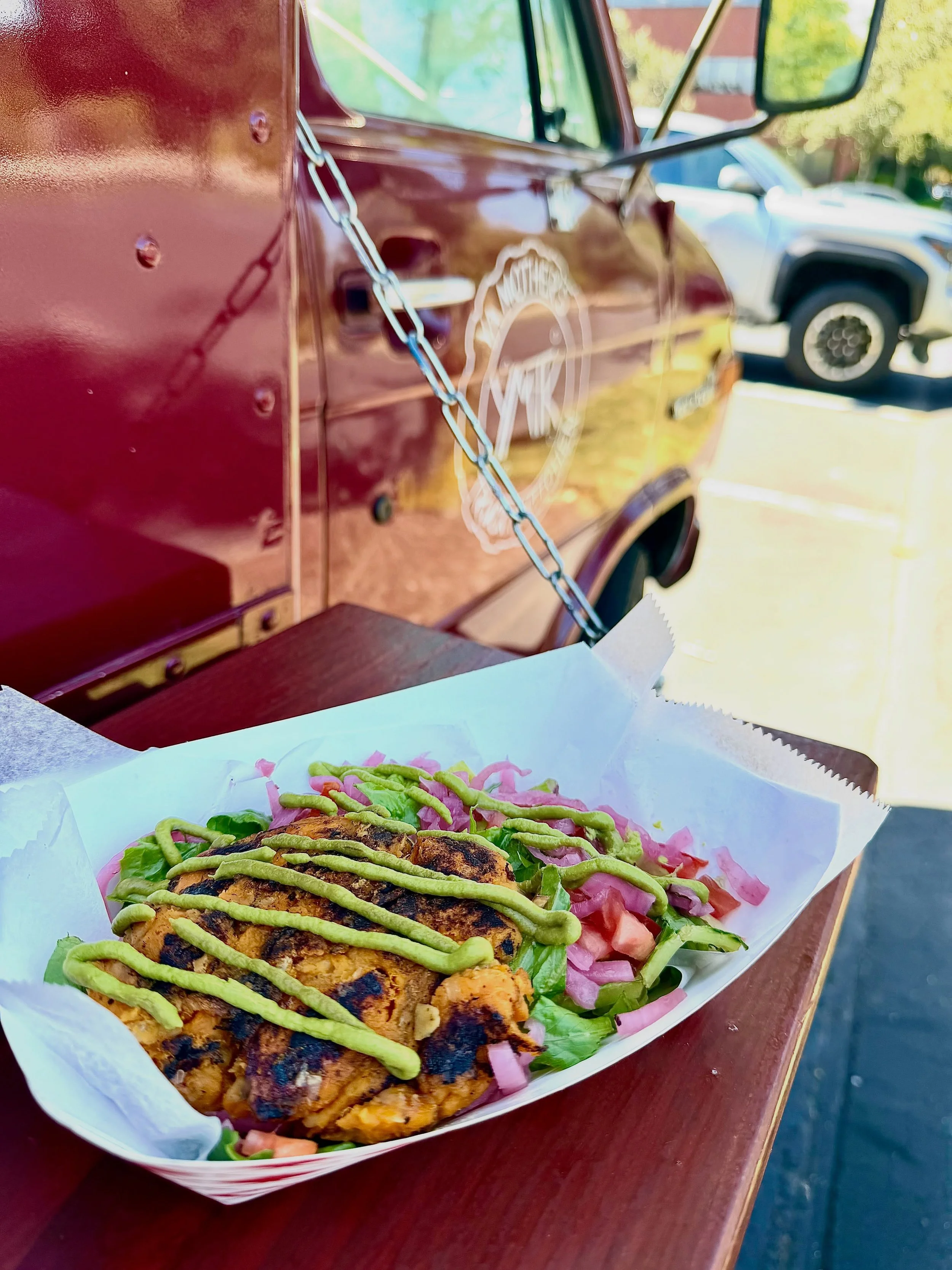Sweet potato goodness 🥗🍠

@yamotherstrucknkitchen is serving fresh, flavor-packed favorites every Friday at Waverley Oaks - from smashburgers and chicken sandwiches to bowls, fries, and more. 🌮🍔

Stop by, treat yourself, and kick off the weekend 