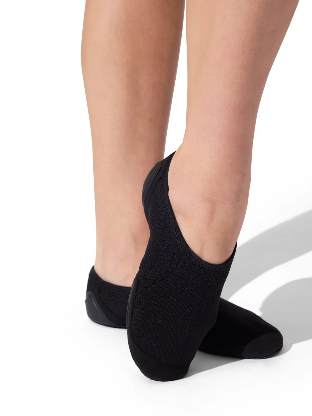capezio_motion_jazz_low_black_mot200_1_base.jpg