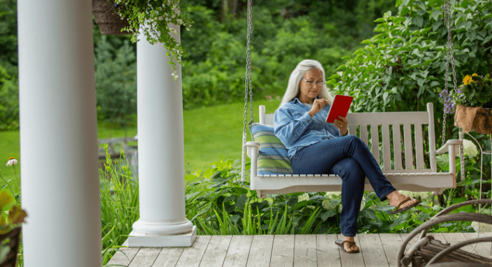 Is It Better To Buy Now or Wait for Lower Mortgage Rates? Here’s the Tradeoff