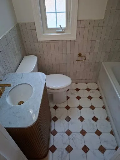 Full Bathroom Remodel, silver spring titles, vanity, sink