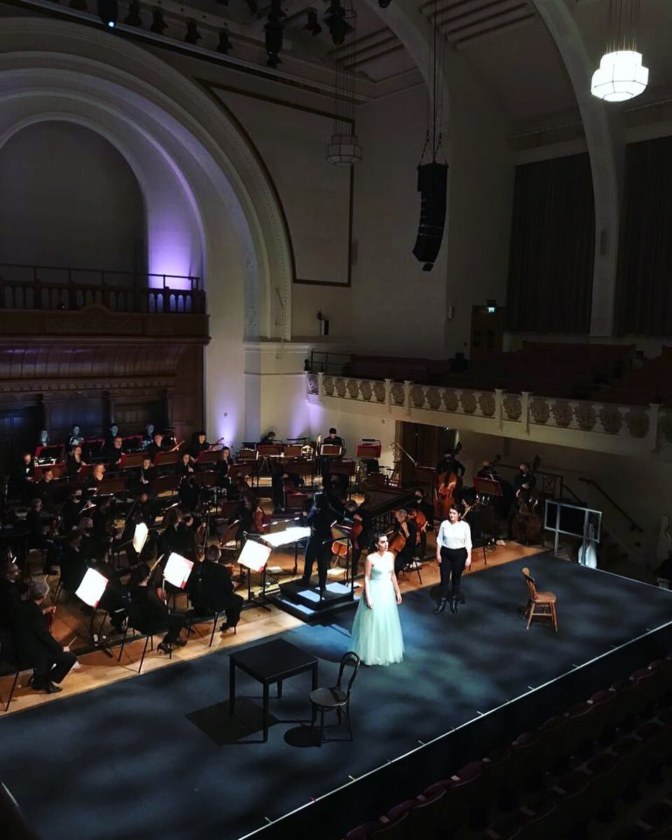 I am still buzzing from such a special start to 2022, performing with the @englishnationalopera orchestra and @nationaloperastudio at @cadoganhall. Here I am with @joannaharries performing Massenet&rsquo;s Cendrillon and Prince Charmant duet. A night