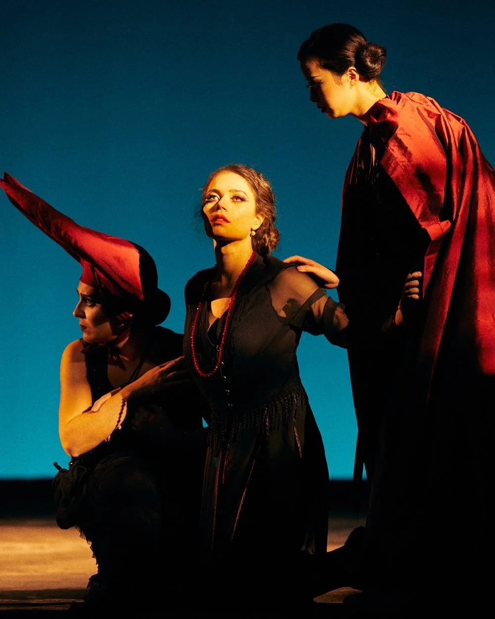 Just arrived back in China for our mini tour of Carmen with performances in Shenzhen and Xi&rsquo;an with @staatsoperhamburg. So wonderful to be reunited with some of the same beautiful performers and creatives and lovely to make some new (very talen