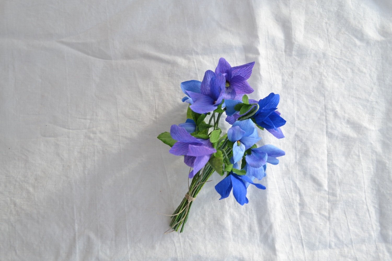 Ramito de violetas-Flores de papel-Nikua-5.JPG.jpg