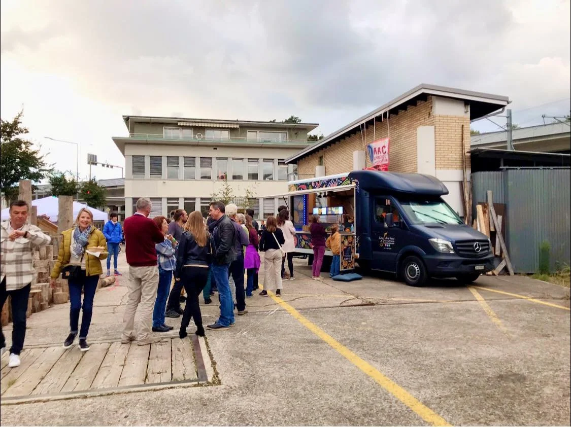 Luckys Thai Food.jpg