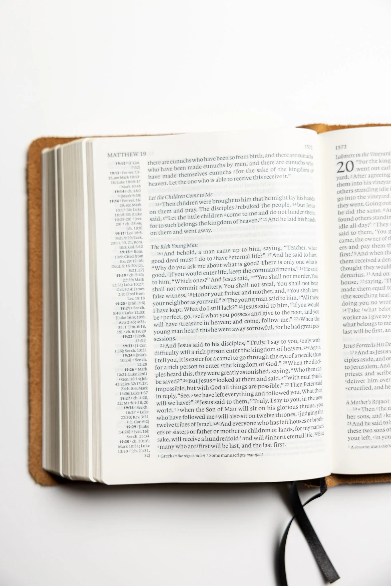 scriptura-esv-clarion-reference-bible-08.jpg