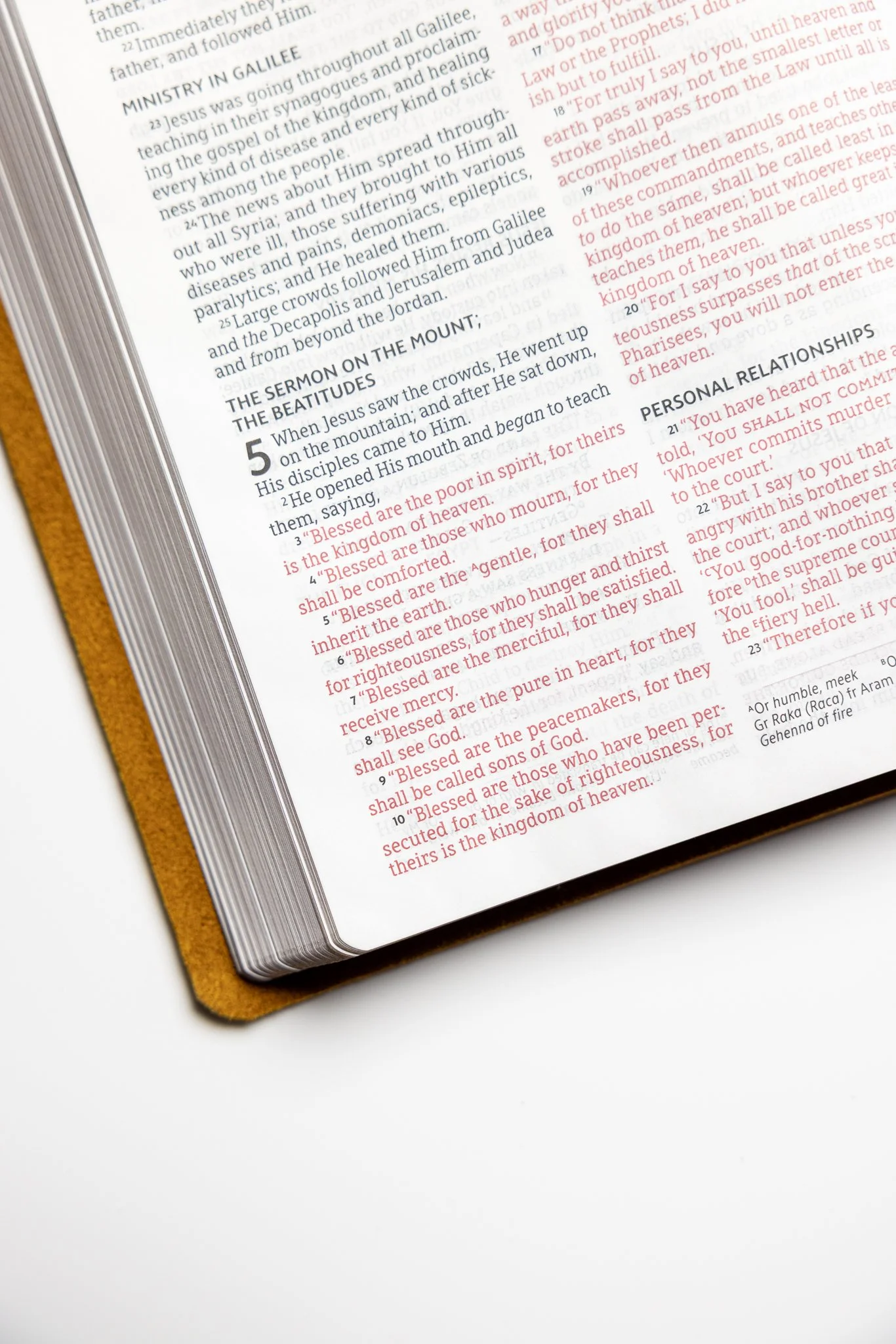 scriptura-nasb-large-print-thinline-bible-06.jpg
