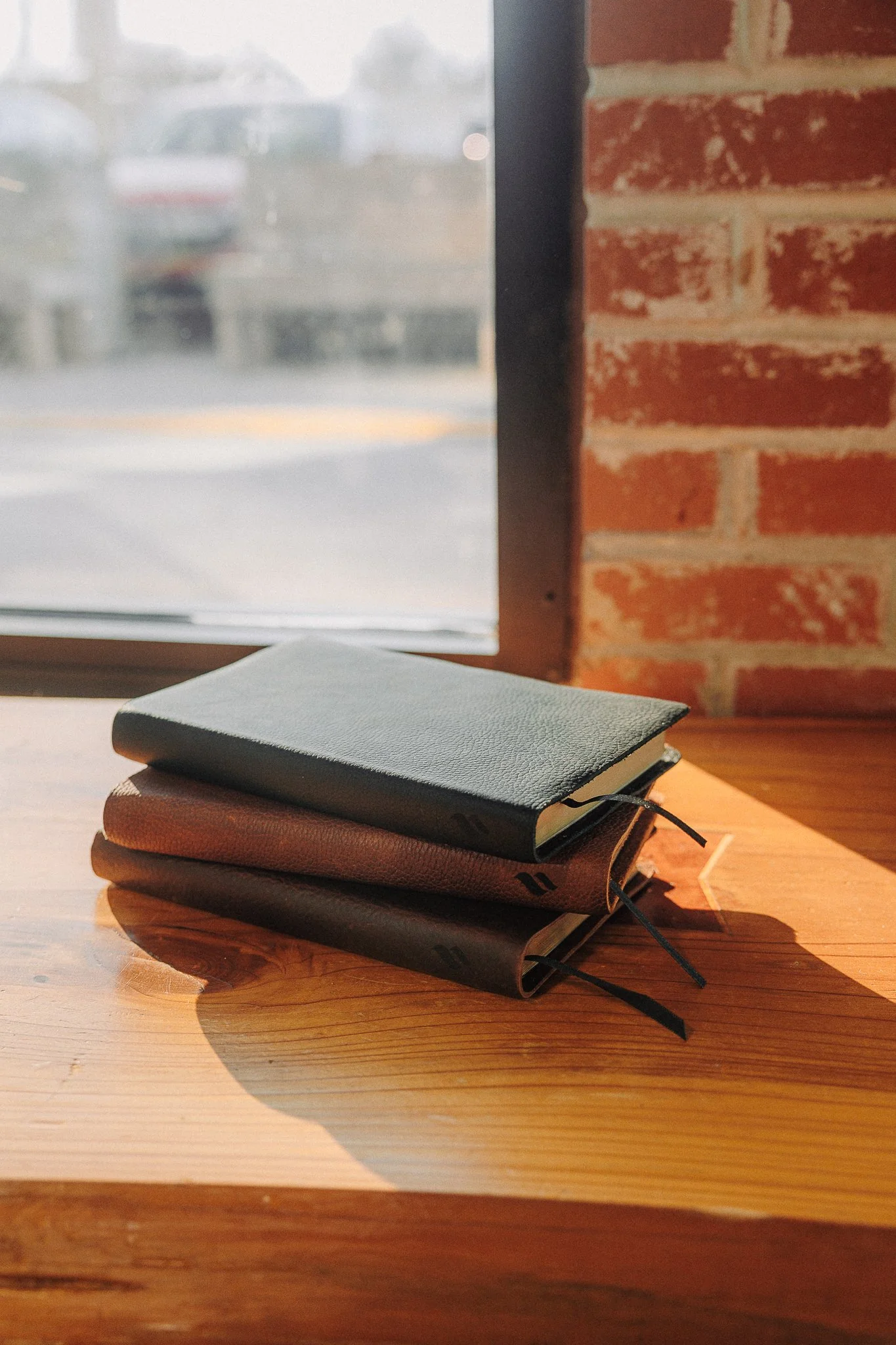 ESV Center Column Reference Leather Bible by Scriptura